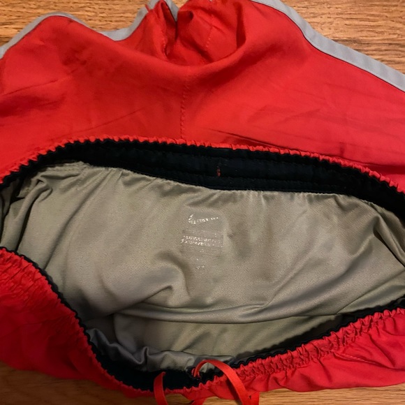 Nike shorts - Picture 4 of 4